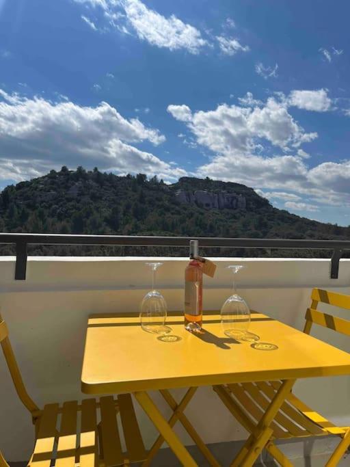 Апартаменты "Lou Mes" Baux-De-Provence Balcon Экстерьер фото